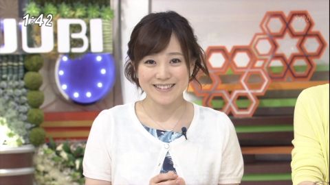 TBS江藤愛アナ、NHKに国立でのプライベート姿が映り込む事故（画像）ｗｗｗ ※姉・ひるおび美脚2chキャプあり【女子アナ】 : NEWSまとめもりー｜2chまとめブログ