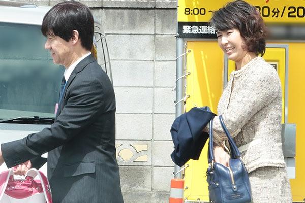 レギュラー9本の内村光良 長女の小学校入学式で鞄持ち奮闘