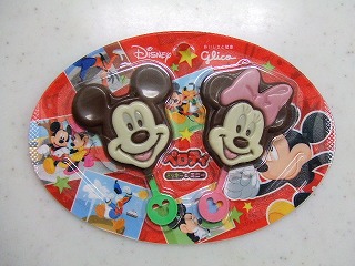 小さい頃、よく食べてたお菓子は?