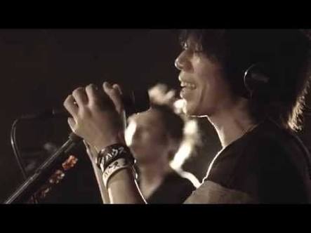 バンドのボーカルで誰が好きですか?