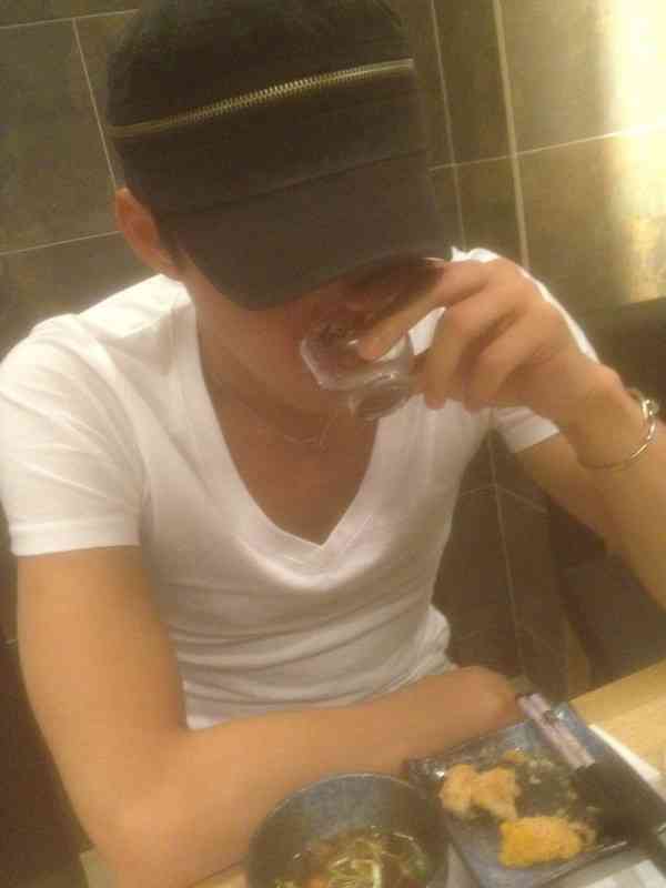 芸能人で一緒に居酒屋行けるなら誰がいい？？