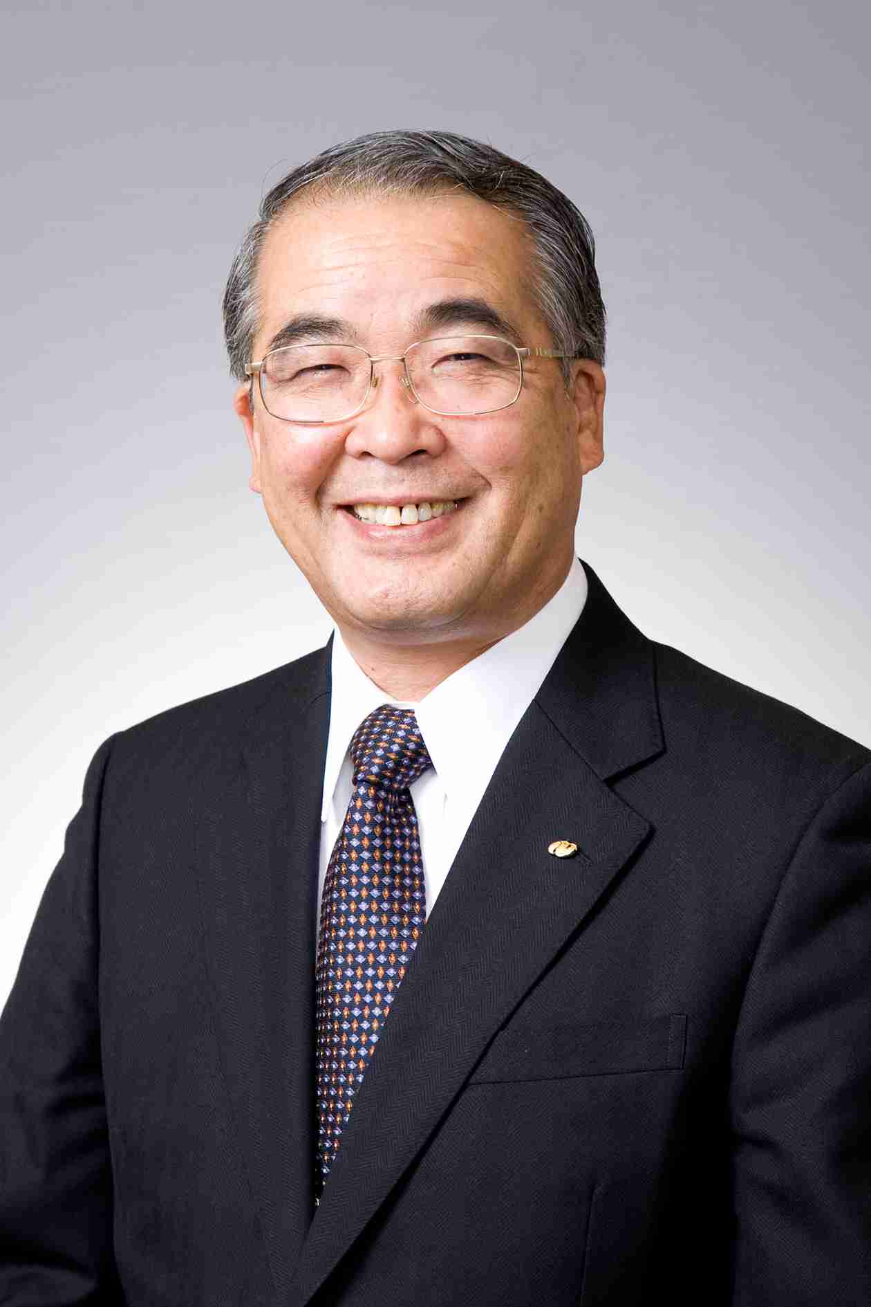 オバマ大統領 広島の平和公園で原爆慰霊碑に献花、核なき世界への決意を表明