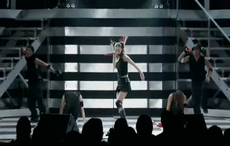 ダンスが好きな人ー!
