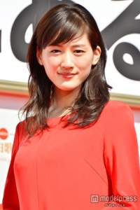 【紅白司会】嵐の身長サバ読みに綾瀬はるかが気を遣ってる件