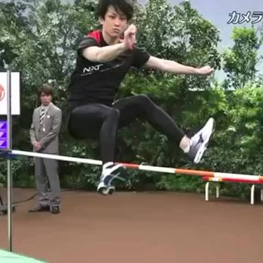 【アスリート以外】有名人のジャンピング画像トピ