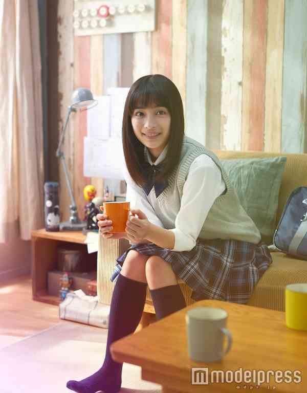 広瀬すず、映画イベントで再び号泣「涙腺が崩壊してます」
