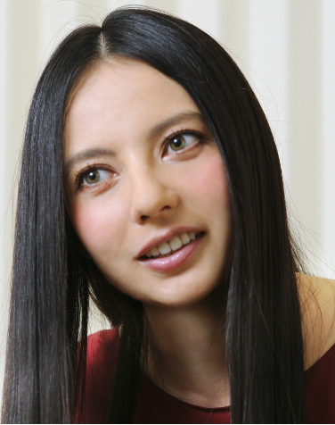 ベッキー極秘復帰してた！中居と「金スマ」ロケに参加　最短で13日に放映