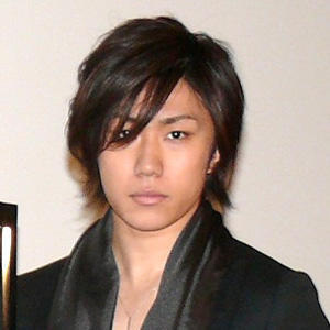 西山茉希、出産からわずか1カ月で“仕事復帰” 夫・早乙女も「外に出るの？」