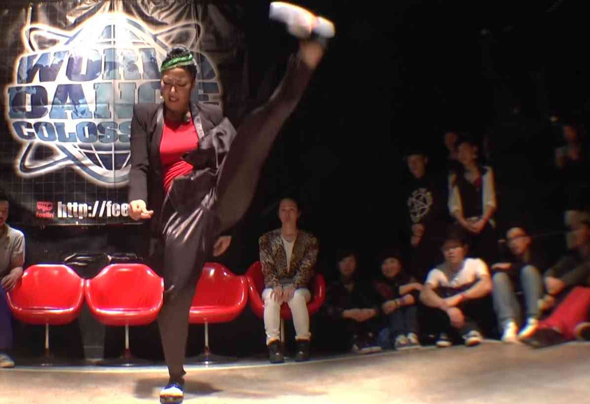 YOSHIE JUDGE DEMO [FUNKY CHICKEN 2015] - YouTube