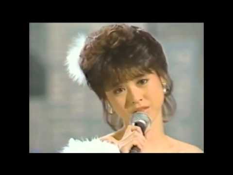 松田聖子 瞳はダイアモンド 1983 - YouTube