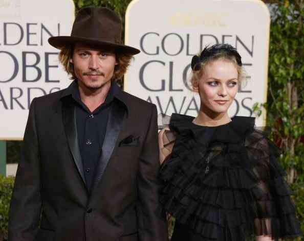 ジョニー・デップ、アンバー・ハードに家庭内暴力？妻への接近禁止命令下る