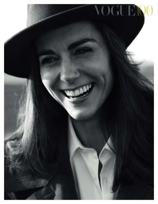 キャサリン妃、ナチュラルな笑顔でイギリス版「VOGUE」の表紙を飾る