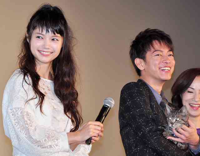 V6岡田准一が迫られる宮崎あおいを取るか、仕事を取るかの究極選択