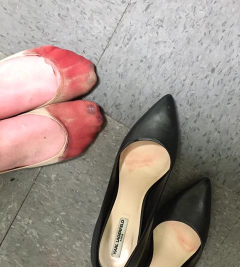 「ハイヒールの着用指示は性差別」 イギリス女性の訴えが世界中で話題に