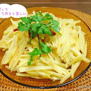 酸辣土豆丝（サンラートートースー）★中国の千切りじゃがいも酢炒め | レシピブログ - 料理ブログのレシピ満載！