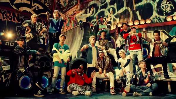 もはや合唱団?EXILE、「ボーカル7人」の新曲が迷走しすぎて失笑の嵐!