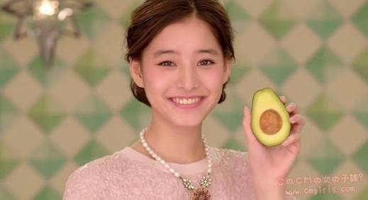 “奇跡の45歳”永作博美にCM共演の22歳・新木優子よりも「かわいい」の声