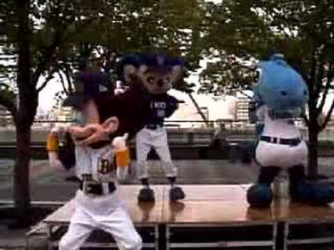 20070605ドアラのラジオ体操 - YouTube