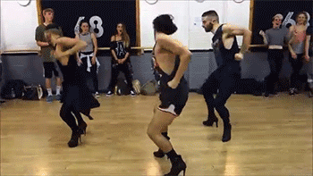 ダンスが好きな人ー!