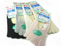 足が臭い人集合！