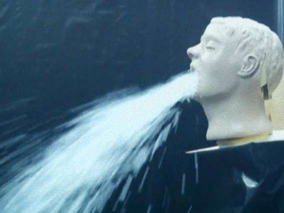板野友美のライブチケットが「破格の安値」で投げ売りされている！