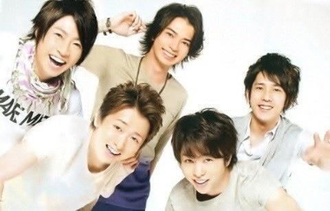 ジャニーズメンバーの笑顔の画像を貼るトピ