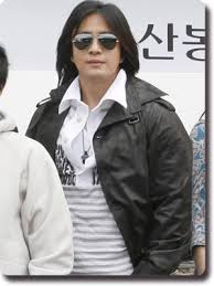 え～と・・・あなたは冬のどなた？ｗｗｗ |