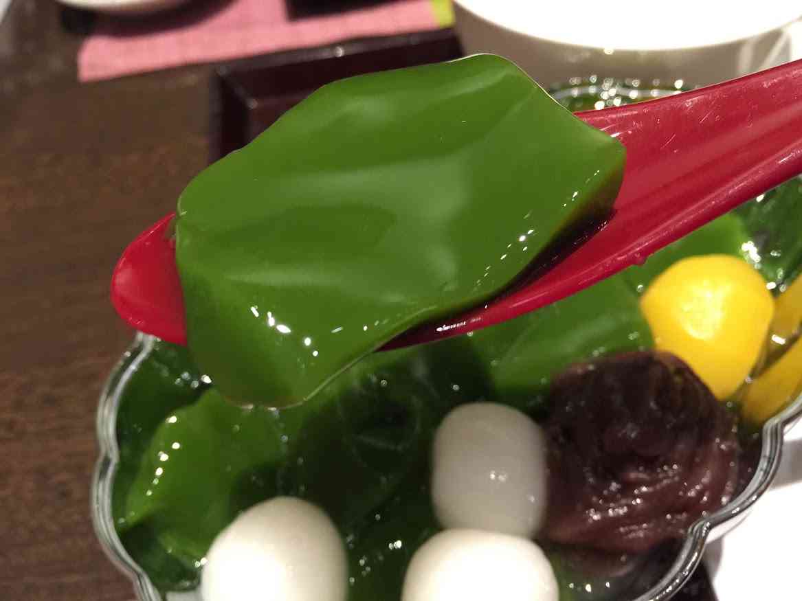 今日は和菓子の日