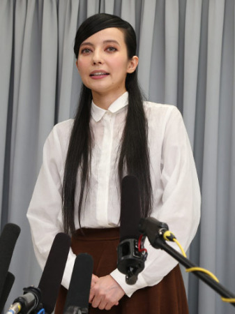 正式決定“生”ベッキー　１０日に不倫発覚後初めての質疑応答 （スポニチアネックス） - Yahoo!ニュース