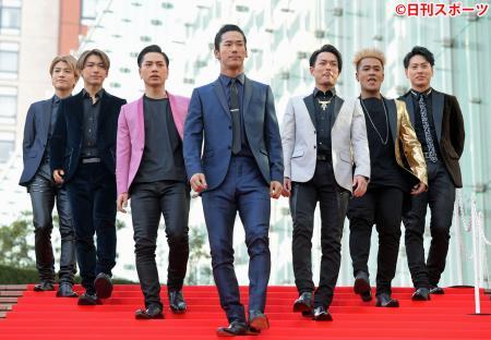 三代目JSB「光栄」上半期売上76.9億で初1位/5冠達成