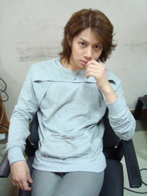 SMAP5人が解散「しない」と初めて明言「覚悟を決め、前へ」