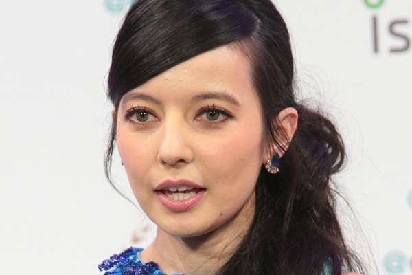 ベッキー復帰　視聴者の反発怖く各番組が二の足踏む状態 （NEWS ポストセブン） - Yahoo!ニュース