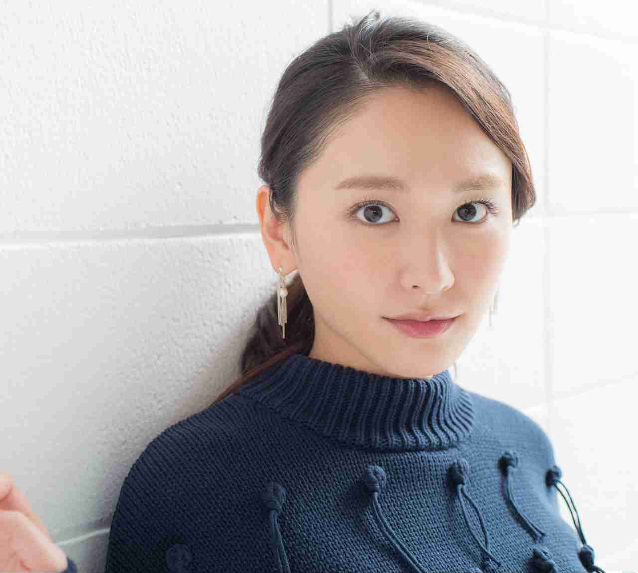 おでこを出している芸能人の画像を貼るトピ