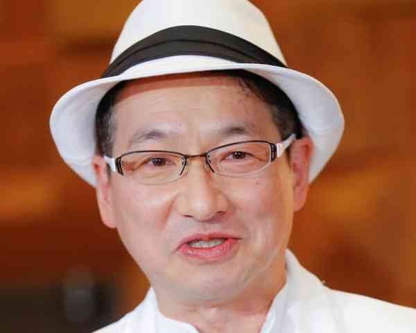 『笑点』新司会の春風亭昇太 吉田羊と50歳で「結婚しよう」｜週刊女性