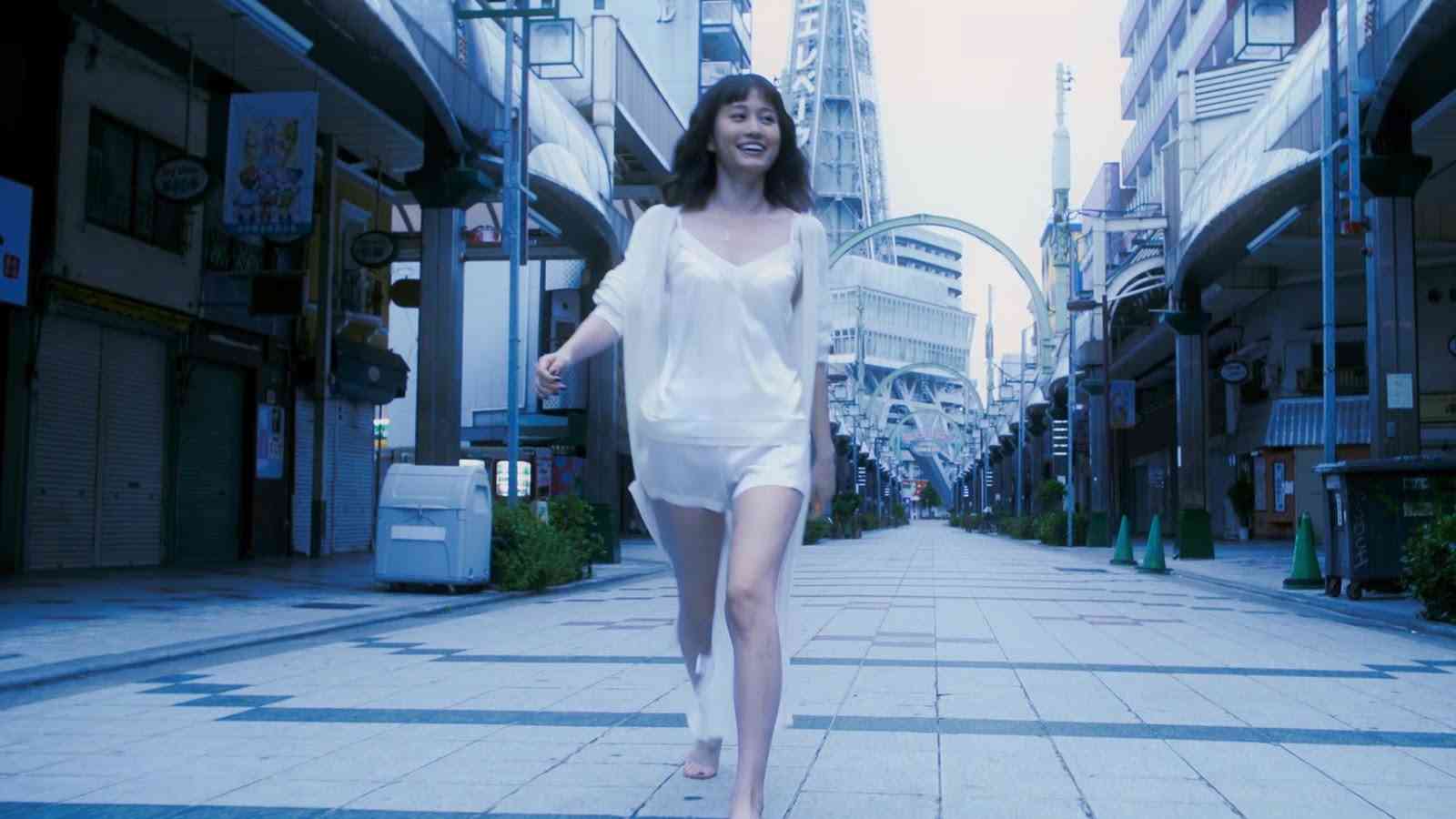 【MV】Selfish(short ver.) / 前田敦子 - YouTube