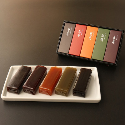 今日は和菓子の日