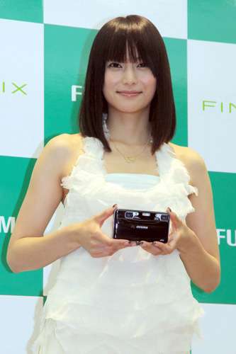髪型で今のイメージと違って見える有名人画像