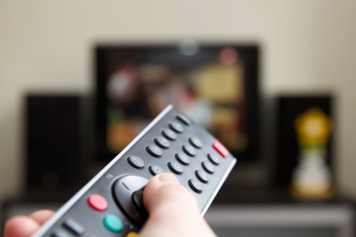 「テレビは動画が途中から始まる」若者のテレビ離れについてネットで議論に - Spotlight (スポットライト)