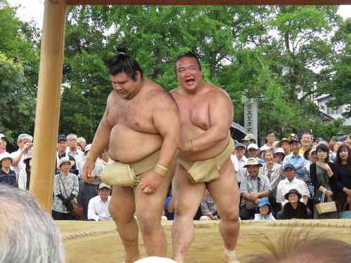 稀勢の里、香川で合宿開始…ファン１５００人に感謝（スポーツ報知） - Yahoo!ニュース