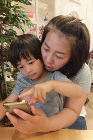 ＜母子手帳＞紙からネットへの予感！　「電子版」評判上々(毎日新聞) - goo ニュース