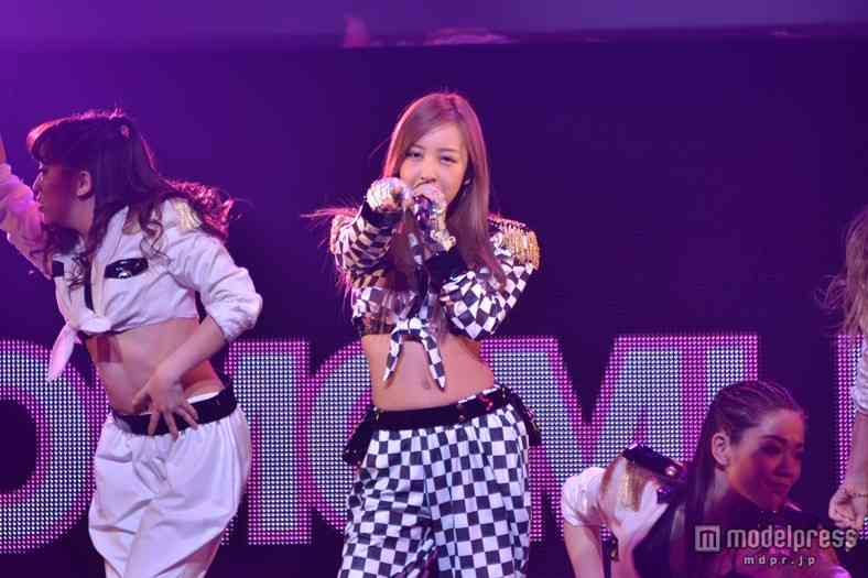 板野友美のライブチケットが「破格の安値」で投げ売りされている！