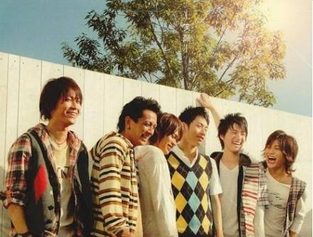 ジャニーズメンバーの笑顔の画像を貼るトピ