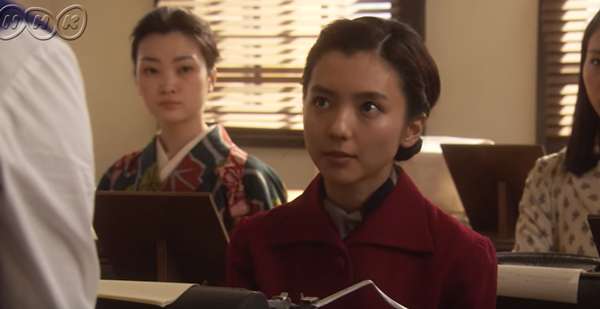 『とと姉ちゃん』厳しい女上司演じる真野恵里菜、冷たい眼でイビり役を好演 - AOLニュース