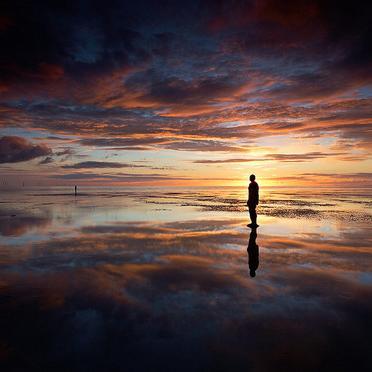 職場で孤独な人