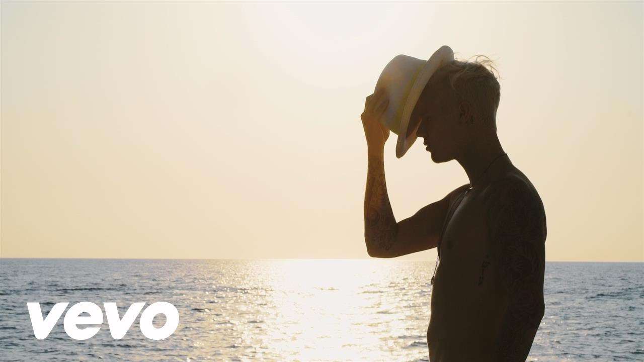 Justin Bieber - Company - YouTube