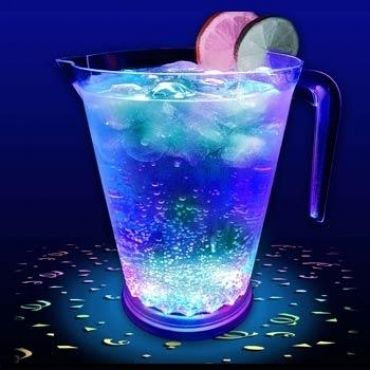 冷たい飲み物の画像を貼って涼みましょう