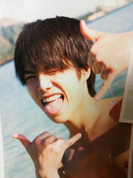 ジャニーズメンバーの笑顔の画像を貼るトピ