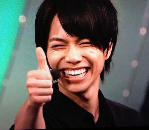 ジャニーズメンバーの笑顔の画像を貼るトピ
