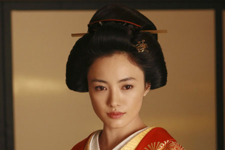 おでこを出している芸能人の画像を貼るトピ