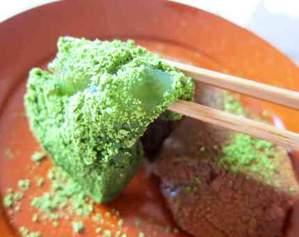 今日は和菓子の日